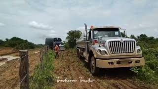 Camiones por las carreteras olvidadas de COLOMBIA [upl. by Didier]