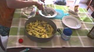 Video ricetta  Patate arrosto al forno  roast potatoes [upl. by Aerdnahc]