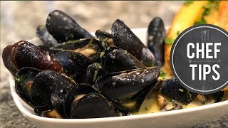 Classic French Mussels Recipe  Moules Marinière with White Wine amp Garlic Butter Sauce [upl. by Iphlgenia889]