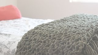 Easy Crochet Throw Blanket [upl. by Lindberg]