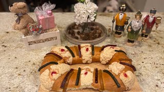 Rosca De Reyes Three Kings Day [upl. by Peih209]