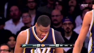 Alec Burks crosses over Kobe Bryant scores [upl. by Gannie768]