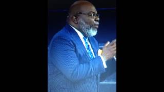 Bishop T D Jakes says curse word during sermon [upl. by Acinej709]