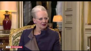 Dronning Margrethe  Vil De have en pude i ryggen [upl. by Dlanar]