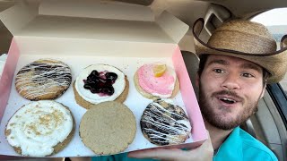 CRUMBL COOKIES REVIEW 165 Raspberry Lemonade Blueberry Cheesecake Cannoli Golden Oreo CampC [upl. by Salomo]