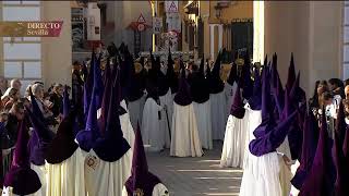 Entrada de la Macarena y la Esperanza de Triana  Semana Santa 2022 [upl. by Darnall]