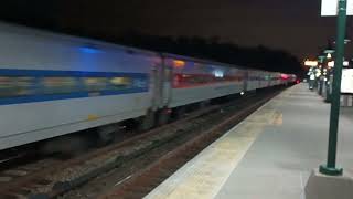 Tarrytown NY upclose  MNR slow express train November 25 2024 [upl. by Agamemnon]