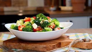 Weltbester BroccoliSalat  so lecker und einfach  Mediterraner BrokkoliSalat  Salat zum Grillen [upl. by Papert]