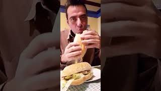 Speciale Perosa Argentina Cena al Maison Manu Panino con Tonno lattuga salsa burger e peperoncino [upl. by Aramal]