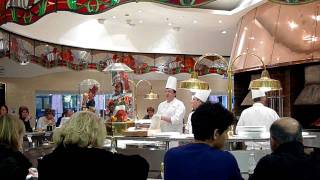 The singing chef at Harrods pizzeria [upl. by Damha534]