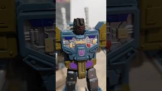 Transformers Voyager ONSLAUGHT Stop Motion Combiner Wars [upl. by Niatirb]