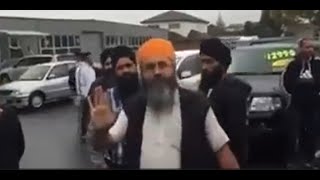 Harnek Singh New Zealand ਬਚਿਤਰ ਨਾਟਕੀਆਂ ਨੂੰ ਲਾਹਨਤਾਂ [upl. by Anawat]