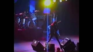 Ramones  I Wanna Be Sedated live in Montevideo Uruguay 1994 [upl. by Delano]