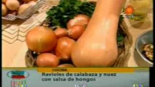 Ravioles de calabaza y nuez con salsa de hongos pt1 201109123gp [upl. by Lilian]