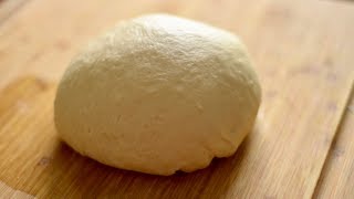 How to Make Pizza Dough At Home  Pizza Dough Recipe in Hindi [upl. by Ehtylb698]