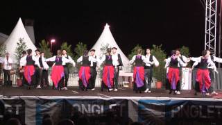 Danses Folkloriques Basques à Anglet  Côte Basque [upl. by Fredia]