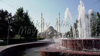 Grozny Russia Mosque Heart of Chechnya im AkhmatKhadji Kadyrov Working fountain [upl. by Oberg]