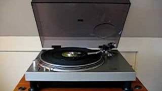 Technics SL1200 Original [upl. by Oscar]