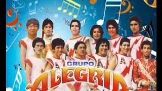 Grupo Alegria  Mil Coronas canta mayk [upl. by Teerprah]