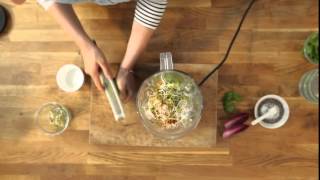 Recette  le gaspacho  ELLE Cuisine [upl. by Acceber]