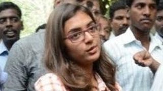 Nazriya gives complaint against the Naiyandi Director amp Producer to Police Commissioner [upl. by Karas274]