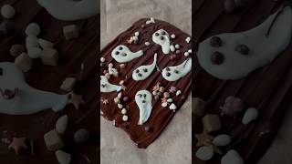 Halloween Bark🍫👻halloweentreats [upl. by Cloe]