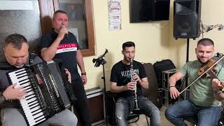 Cristi Plătică si Dobrogea Band  Muzică nu te opri cover Vali VijelieampBaboiash [upl. by Ecirted]