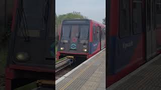 92 and 09 pulls into Beckton [upl. by Hajar599]