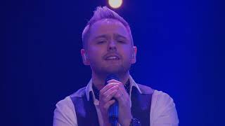 Derek Ryan  Scottish Medley  Live DVD [upl. by Aiuhsoj90]