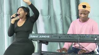 ITENDE WORSHIP WITH THANDAZILE ICILONGO [upl. by Einon]