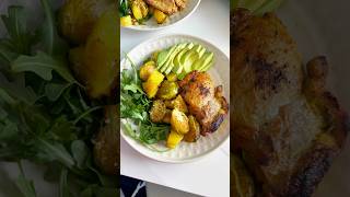 Roasted Brussel sprouts and potatoes with chicken lunch foodblogger [upl. by Einnaf]