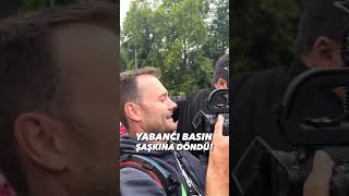 Taraftarlarımızın yarattığı atmosferde kendi sesini duymakta güçlük çeken bir yabancı basın mensubu [upl. by Hoeve752]