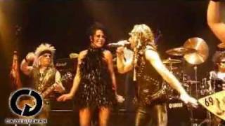 Alejandra Guzman y ModerattoSentimental en vivo LA 2011 [upl. by Saunderson]