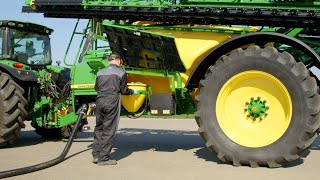 Pulvérisateur R900i – Remplissage sans contraintes  John Deere FR [upl. by Inalel]