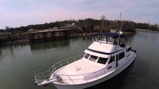 48 Tollycraft Cockpit Motor Yacht Flyover [upl. by Appleton]