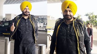 Navjot Singh Sidhu Spotted At Mumbai Airport [upl. by Lonnie]