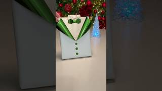 💃🎶🤵‍♂️ Make EVERY gift look SPECIAL ⭐️🎶🎁🎄 christmas giftwrapping shorts [upl. by Veronika]