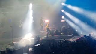 Sum 41  In Too Deep at the OVO Hydro in Glasgow Scotland 27102024 [upl. by Ymme656]