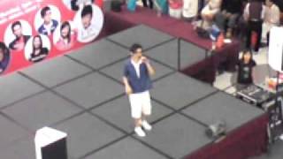 Joseph Hui 许俊勇s 意思意思 All Stars Charity Concert 2011 Iluma Bugis Singapore [upl. by Sender817]