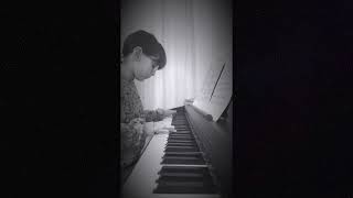 Eric Satie  Gnossienne No1  PİYANO [upl. by Ella260]