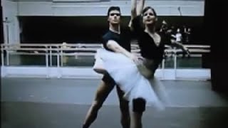 ROBERTO BOLLE and Darcey Bussell Swan Lake Rehearsal [upl. by Columbine804]