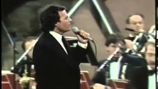 Julio Iglesias  El amor  Live [upl. by Ennybor862]