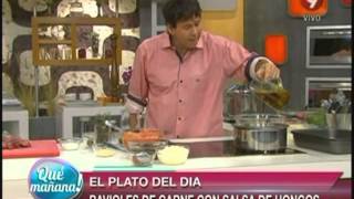 El plato del día Ravioles de carne con salsa de hongos [upl. by Cointon]