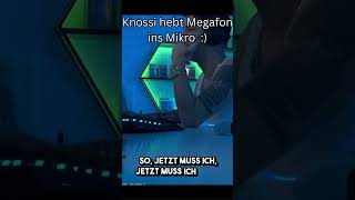 Knossi hebt Megafon ins Mikro D [upl. by Nodnarg203]