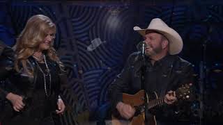 Watch Garth Brooks Trisha Yearwood Perform quotThe Boxerquot  A GRAMMY Salute To The Songs Of Paul Simon [upl. by Kessia]