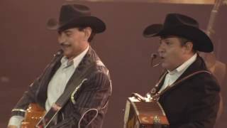 Grupo Pesado Cariño Donde Andaras Ft Raul Hernandez En Vivo [upl. by Karlik]