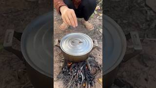 Survival Skills SMART idea and USEFUL in forest camping bushcraft outdoors su1534shotrs [upl. by Eleanor]