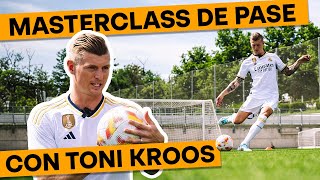 APRENDE a PASAR COMO TONI KROOS  Tutorial de pase con Toni Kroos [upl. by Rehotsirk449]