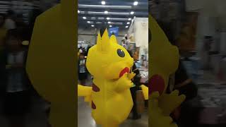 El día de ayer Sábado 9 de noviembre en Cintermex hubo desfile de 3 pikachus omg anime [upl. by Ferullo]