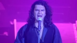 Ricardo Arjona  Jesús verbo no sustantivo En vivo  Teatro Ópera 1995 [upl. by Taran]